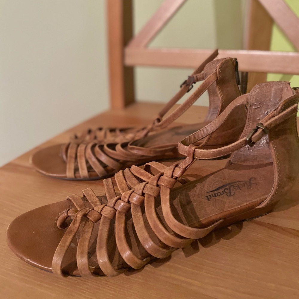 Lucky brand leather sandals